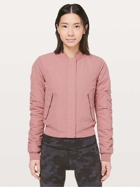 Lululemon Warm Two Ways Bomber
Copper Coil size 10
